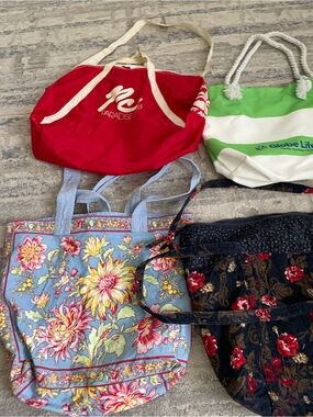 Bundle tote bags